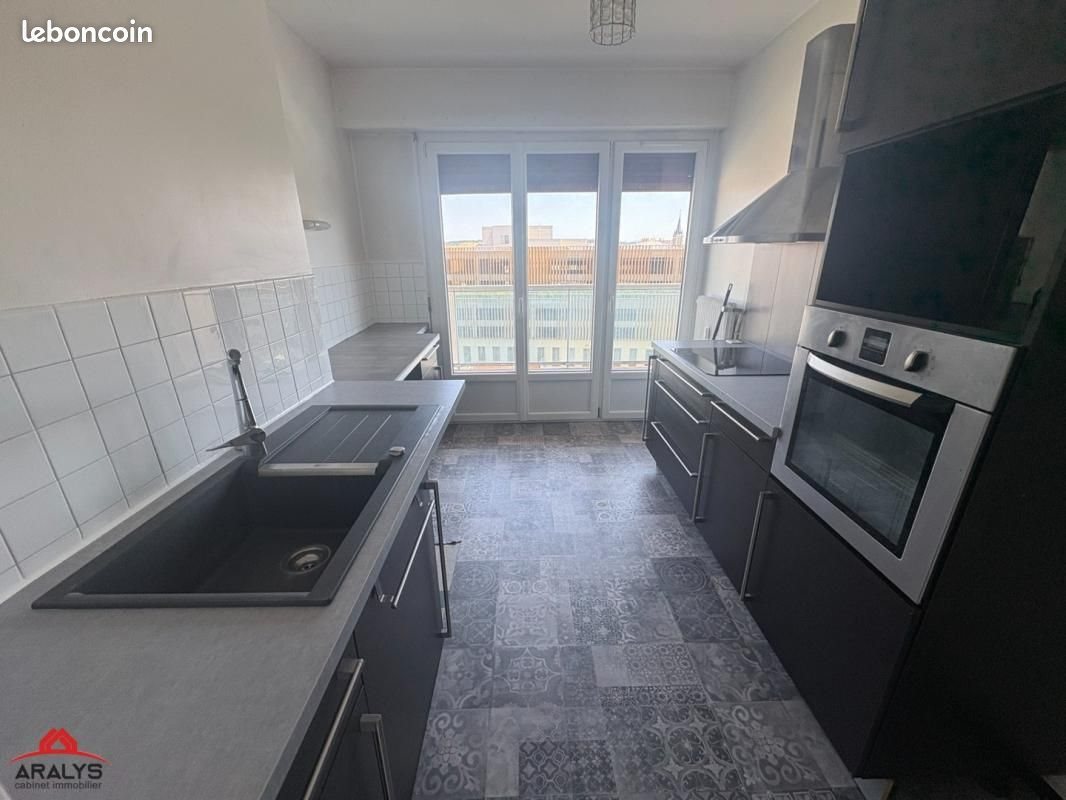 Appartement à louer, 50m², Roanne
