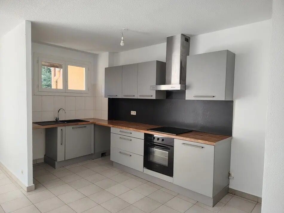 Appartement à louer, 60m², Roquebillière