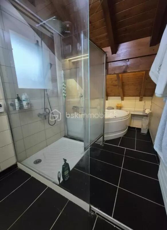 Maison à vendre, 195m², Cluses