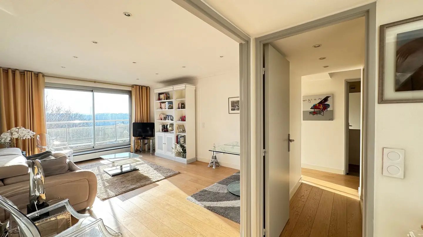Appartement à louer, 74m², Courbevoie