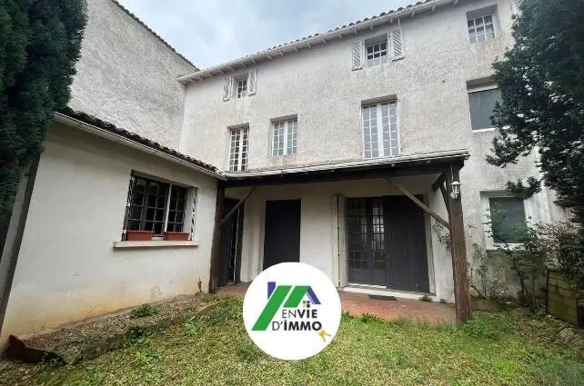 Maison à vendre, 114m², Magné