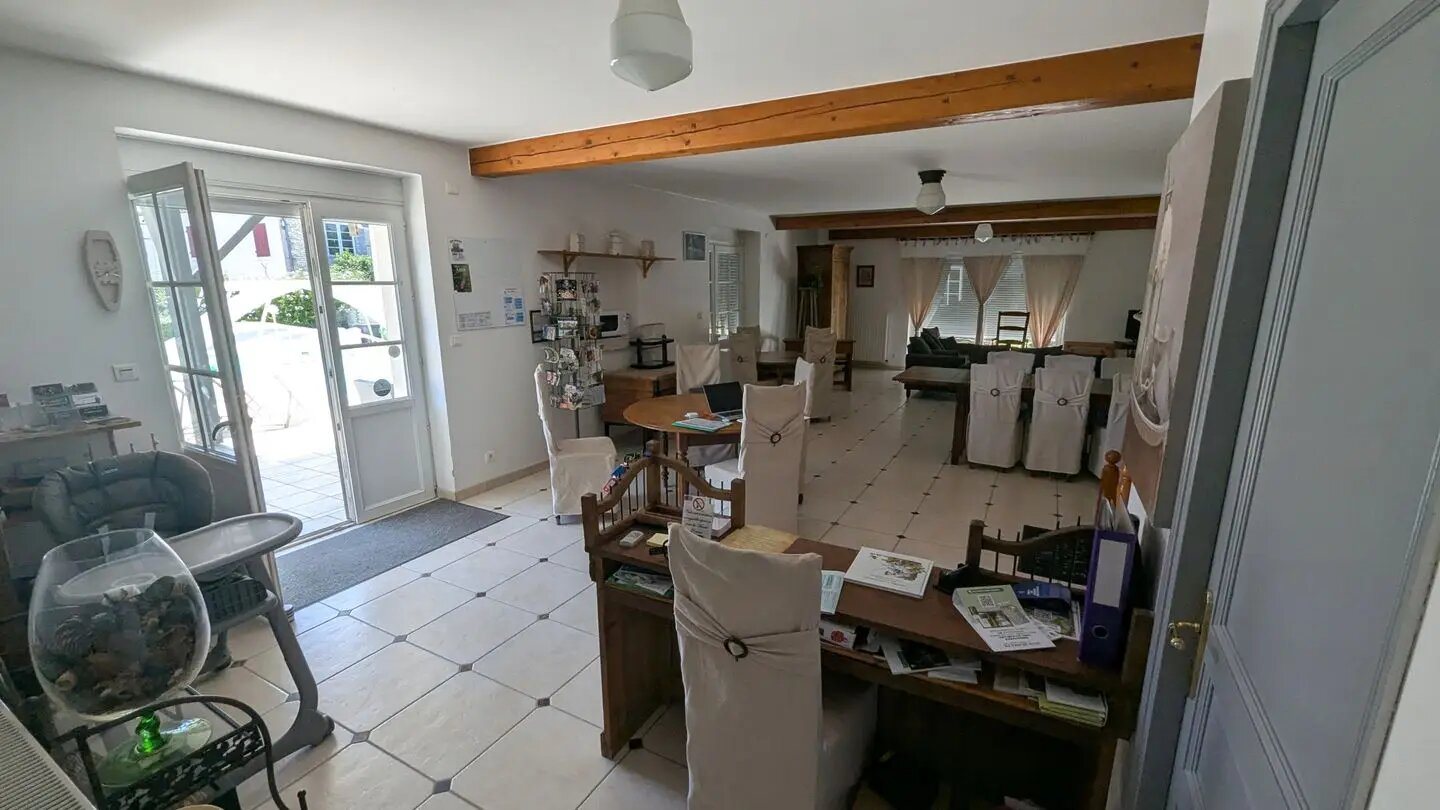 Maison à vendre, 305m², Saint-Hilaire-la-Palud