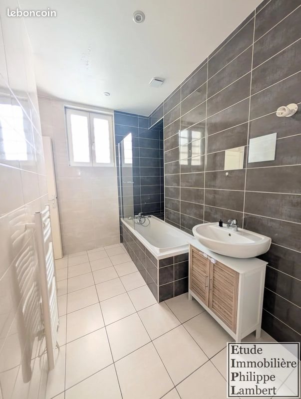 Appartement à louer, 57m², Bois-le-Roi