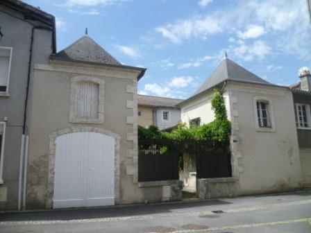 Maison à vendre, 244m², Chabanais