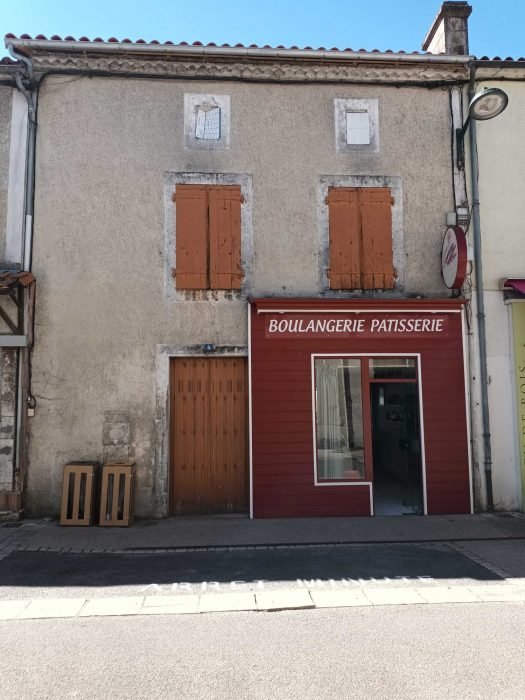 Maison à vendre, 160m², Chasseneuil-sur-Bonnieure