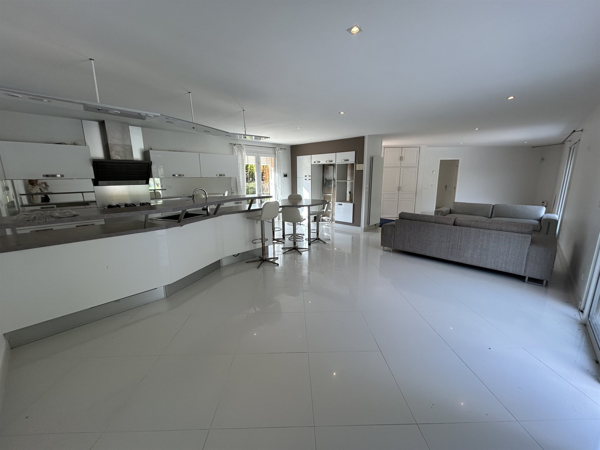 Maison à vendre, 170m², Exideuil-sur-Vienne