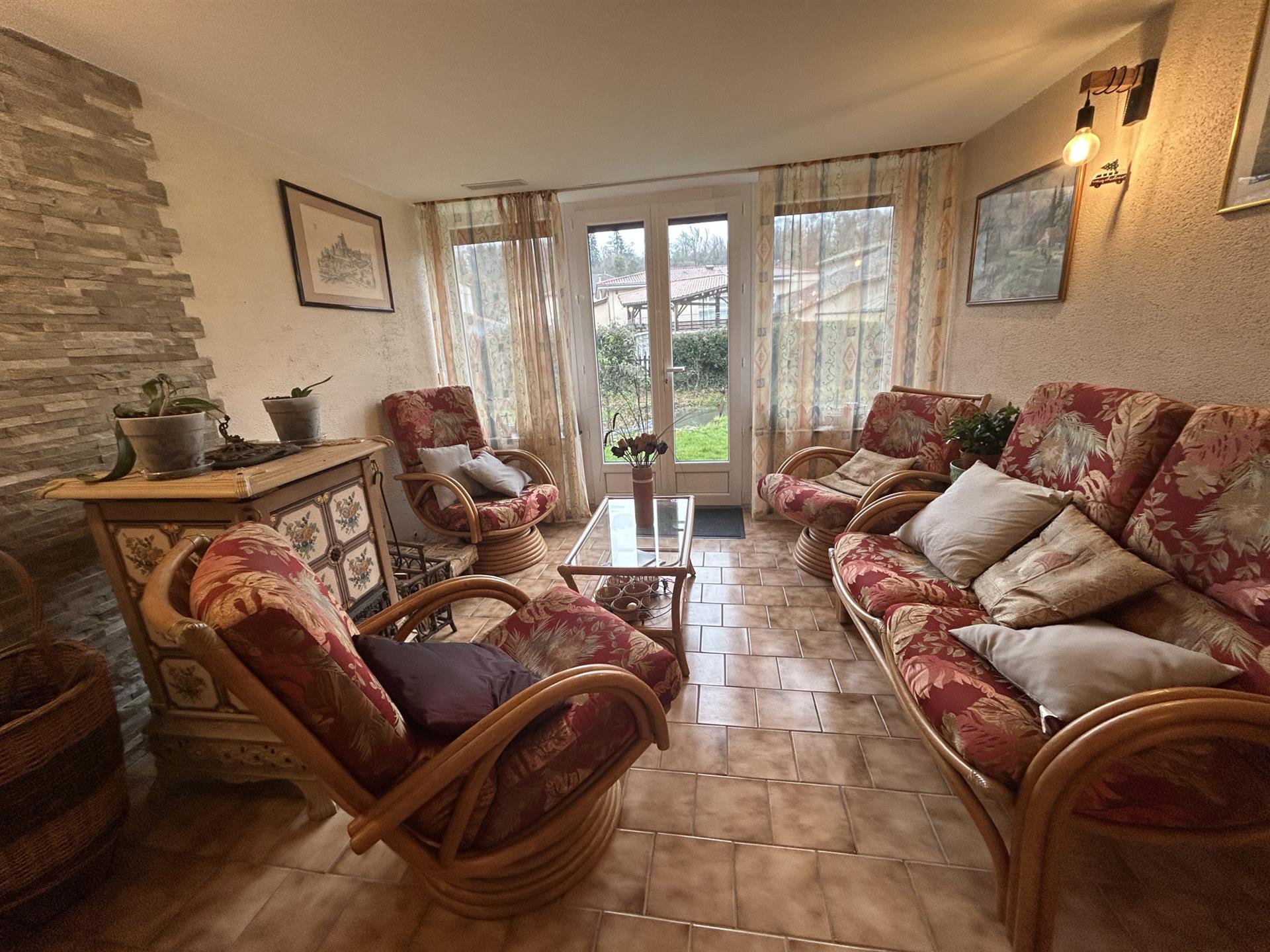 Maison à vendre, 220m², Vitrac-Saint-Vincent
