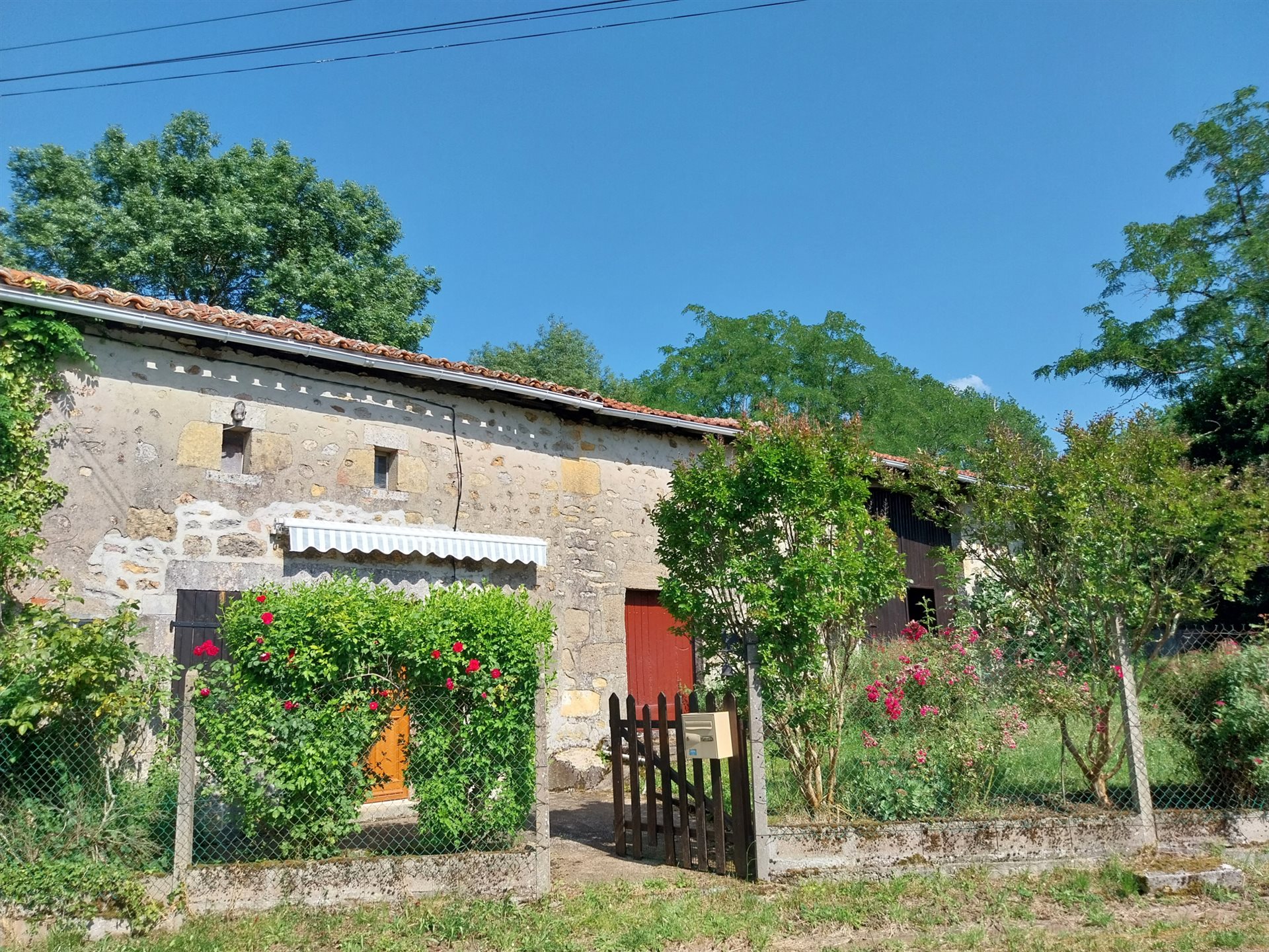 Maison à vendre, 70m², Chasseneuil-sur-Bonnieure