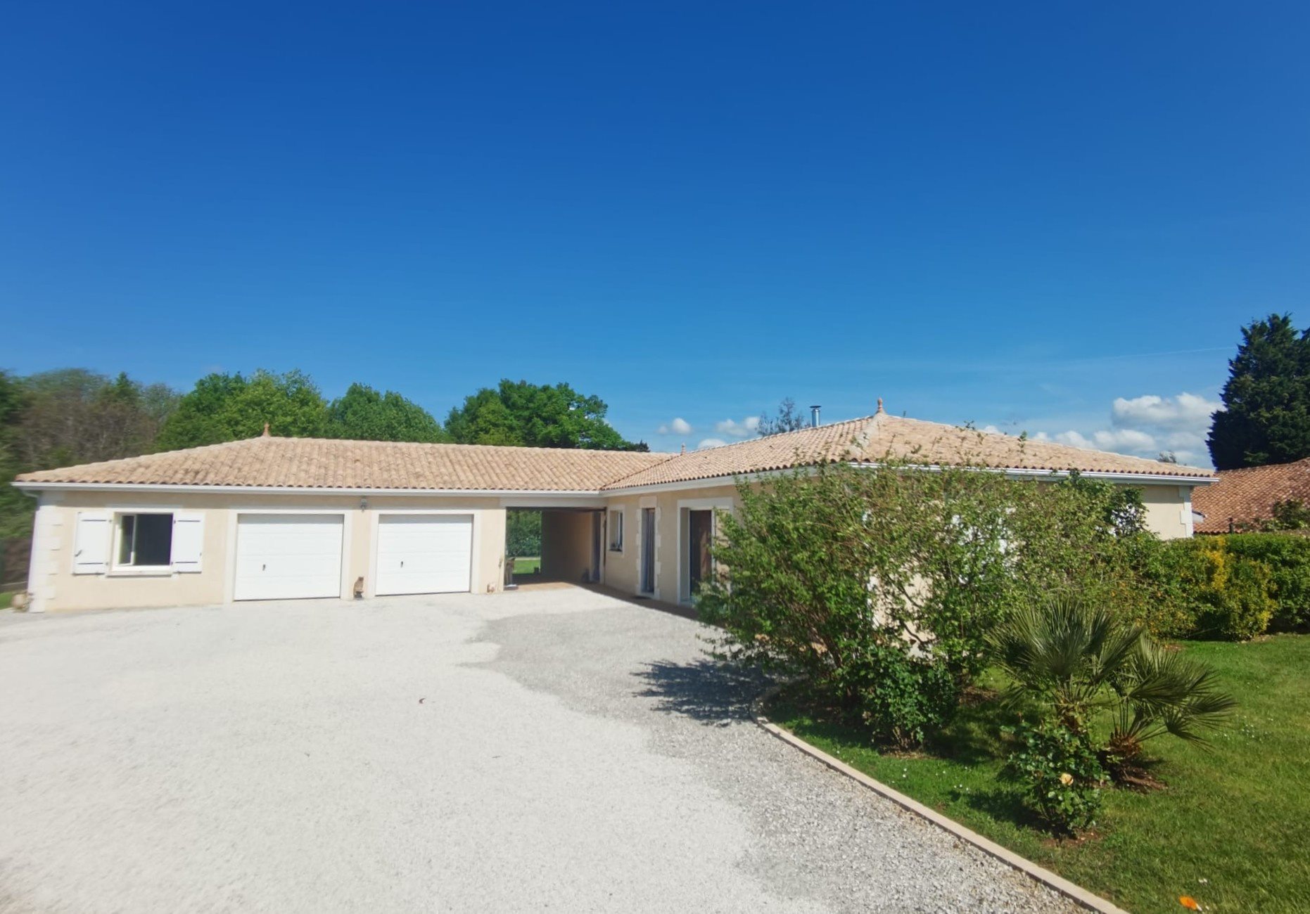 Maison à vendre, 151m², Chasseneuil-sur-Bonnieure