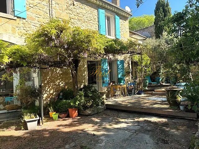 Maison à vendre, 182m², Aujargues