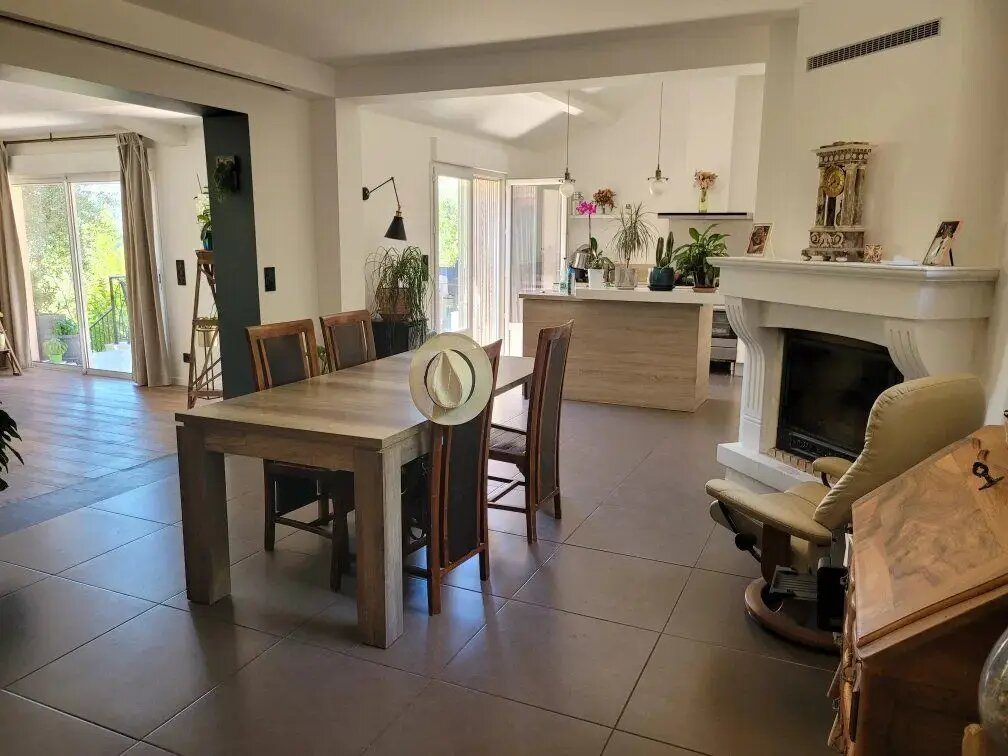 Maison à vendre, 140m², Peymeinade
