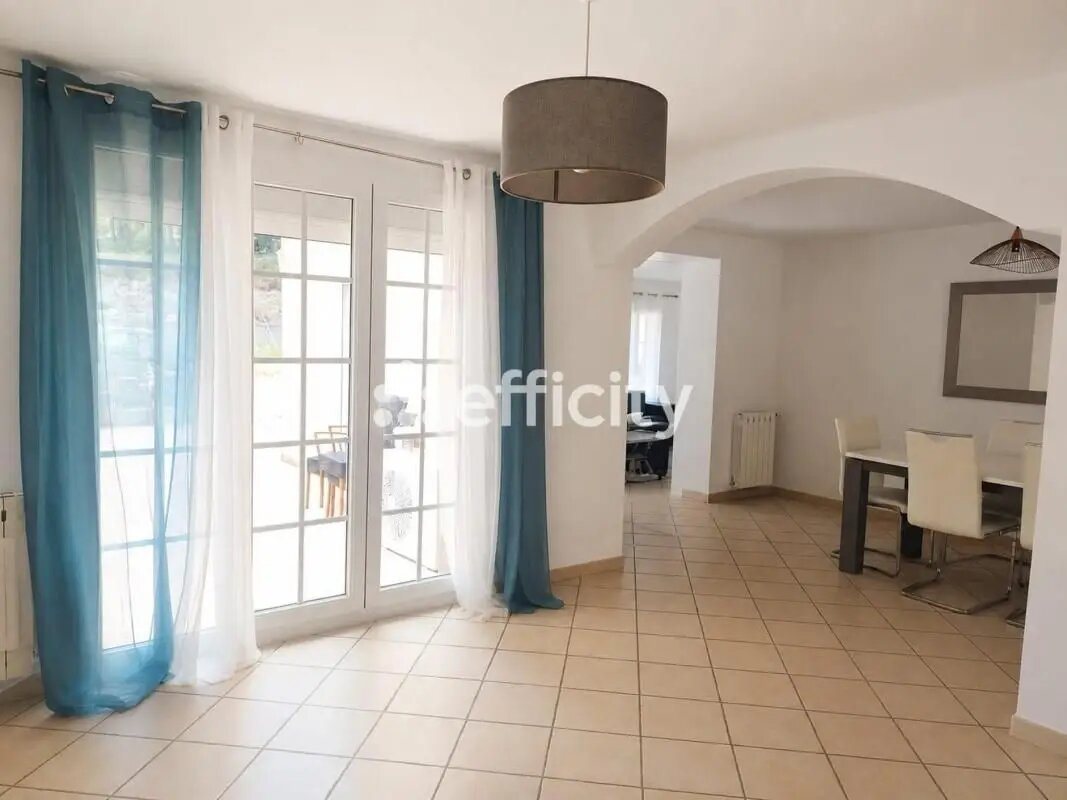 Maison à vendre, 162m², Rognac