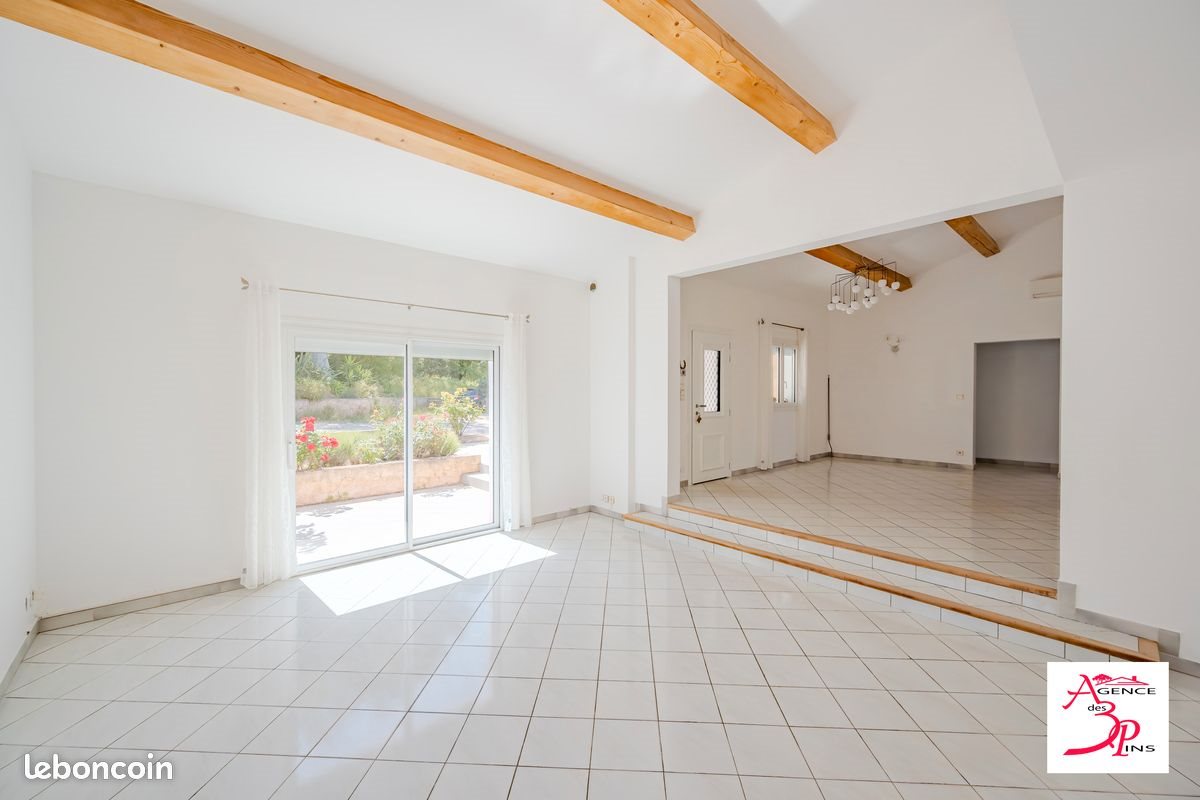 Maison à vendre, 158m², Pierrefeu-du-Var