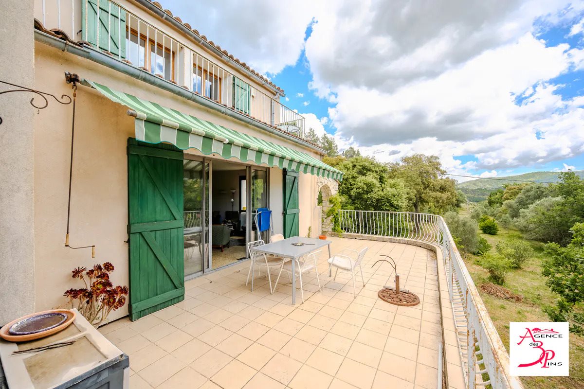 Maison à vendre, 213m², Collobrières