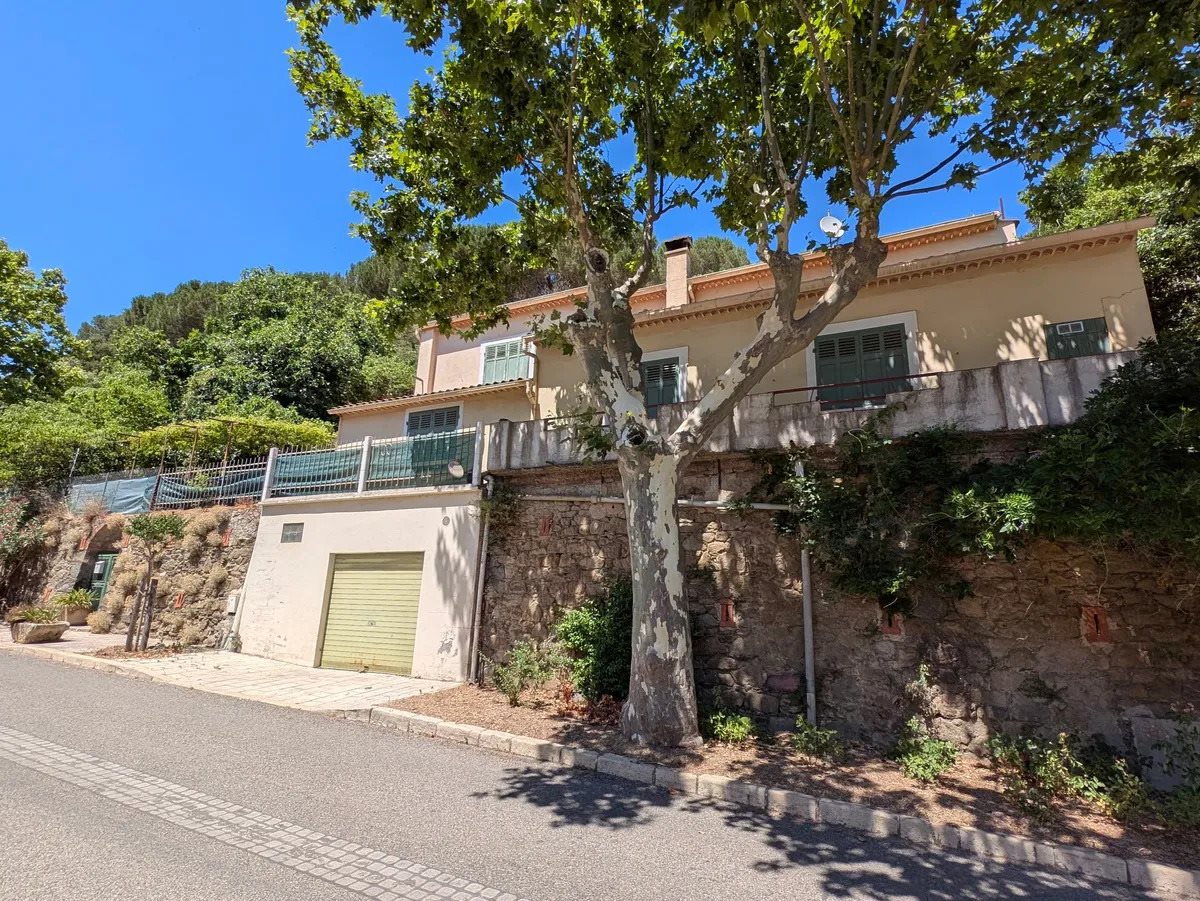 Maison à vendre, 83m², Collobrières