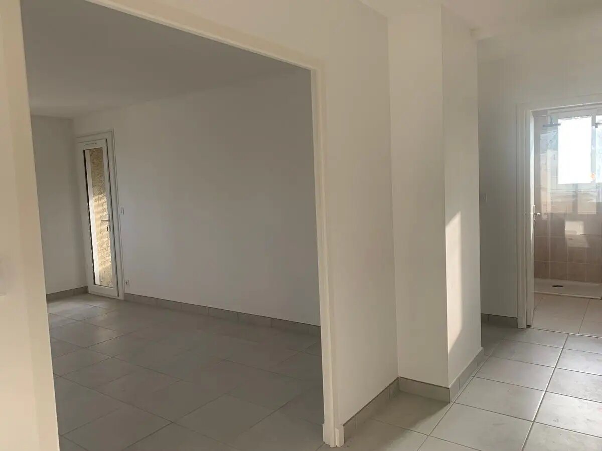 Appartement à louer, 82m², Puget-Ville