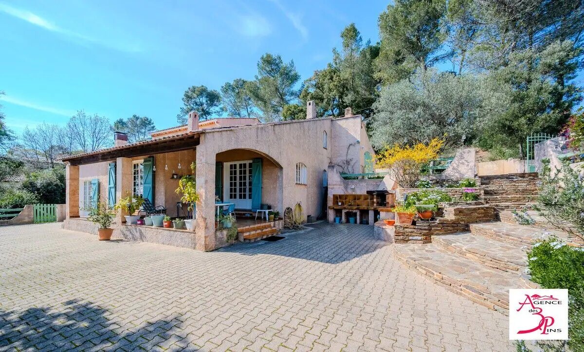 Maison à vendre, 153m², Pierrefeu-du-Var