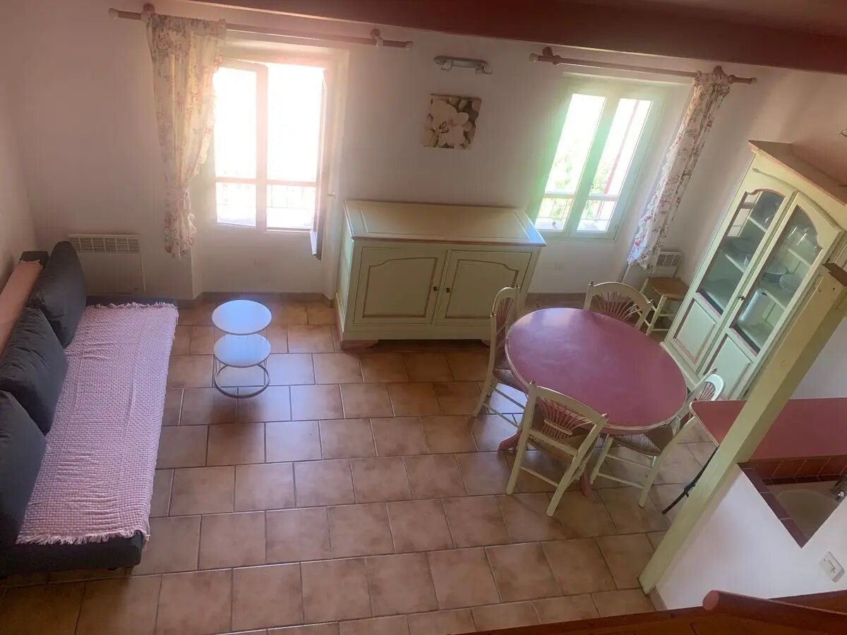 Appartement à louer, 30m², Pierrefeu-du-Var