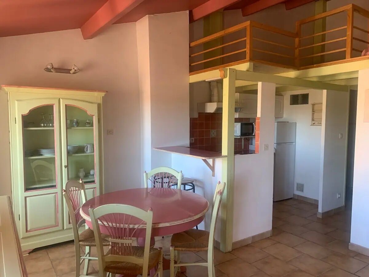 Appartement à louer, 30m², Pierrefeu-du-Var