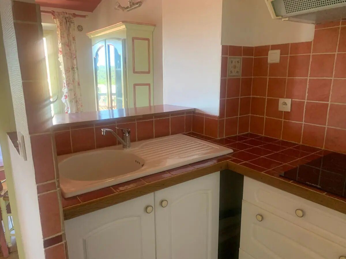 Appartement à louer, 30m², Pierrefeu-du-Var