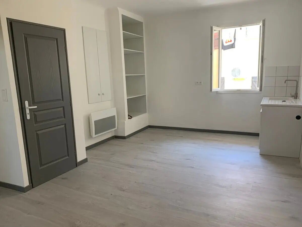 Appartement à louer, 34m², Pierrefeu-du-Var