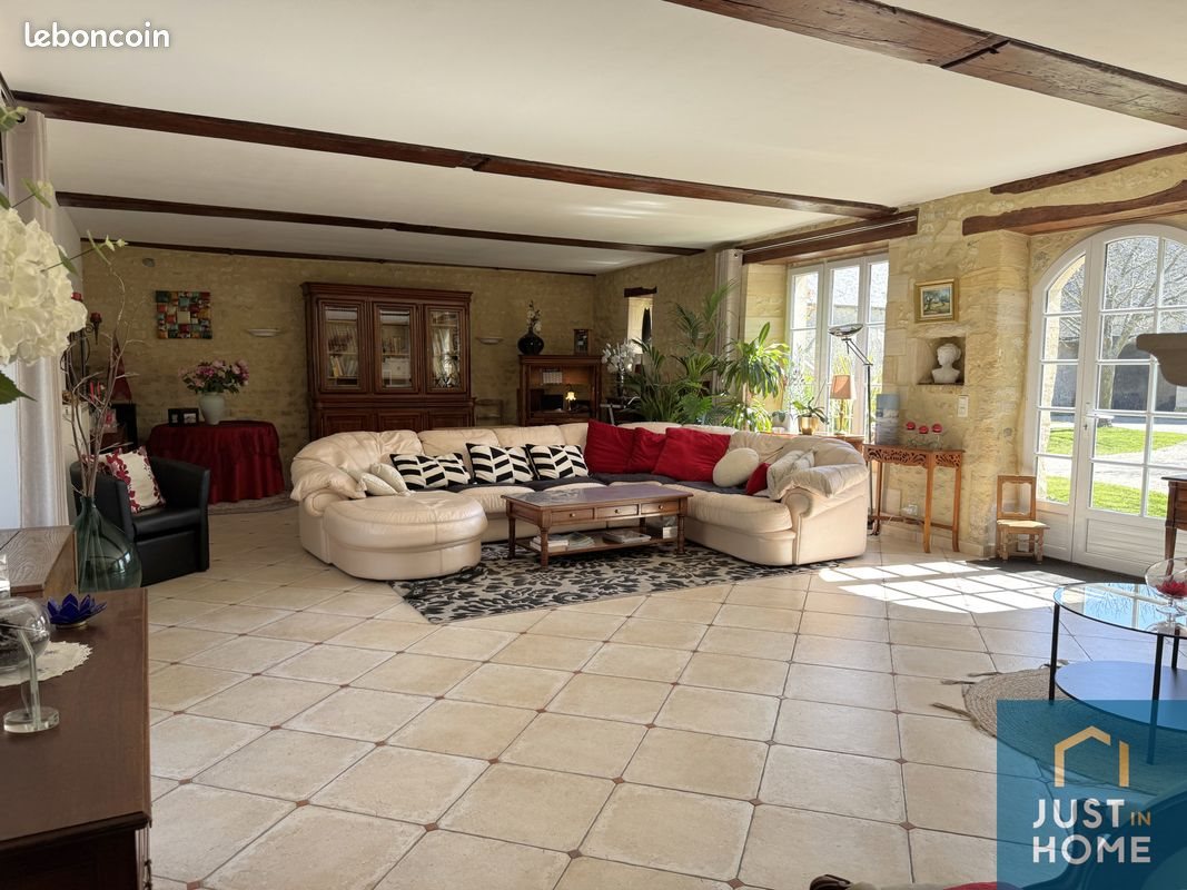 Maison à vendre, 323m², Bayeux