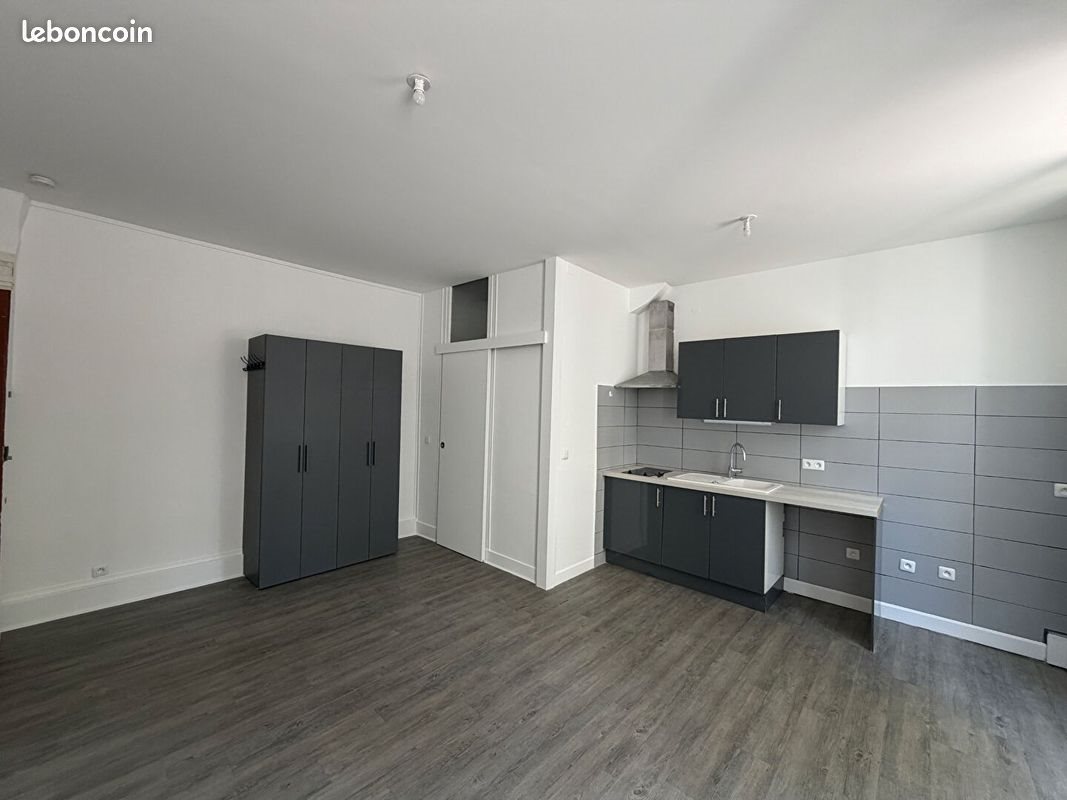 Appartement à louer, 23m², Versailles