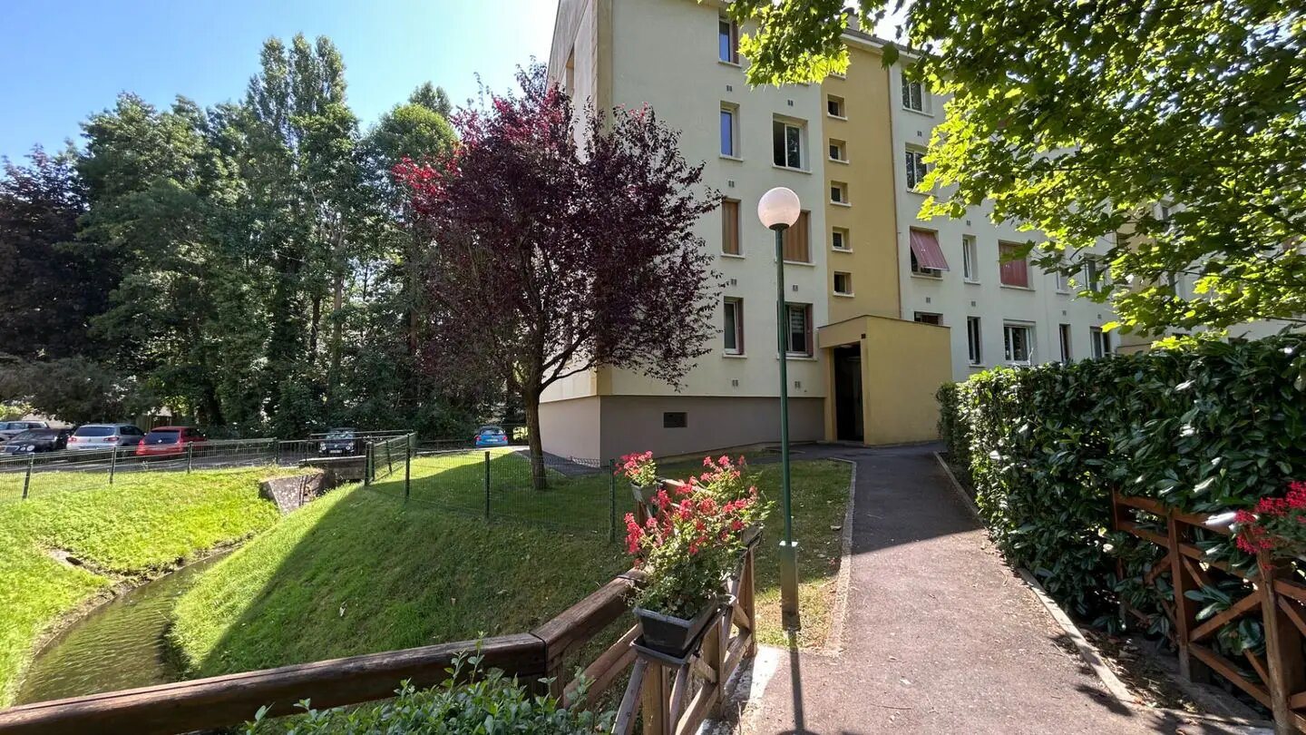 Appartement à vendre, 56m², Buc