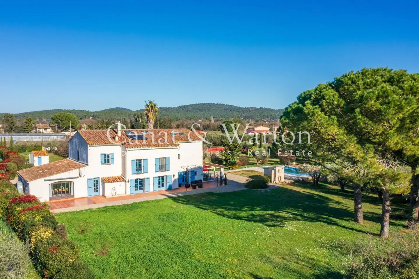 Maison à vendre, 418m², Solliès-Pont