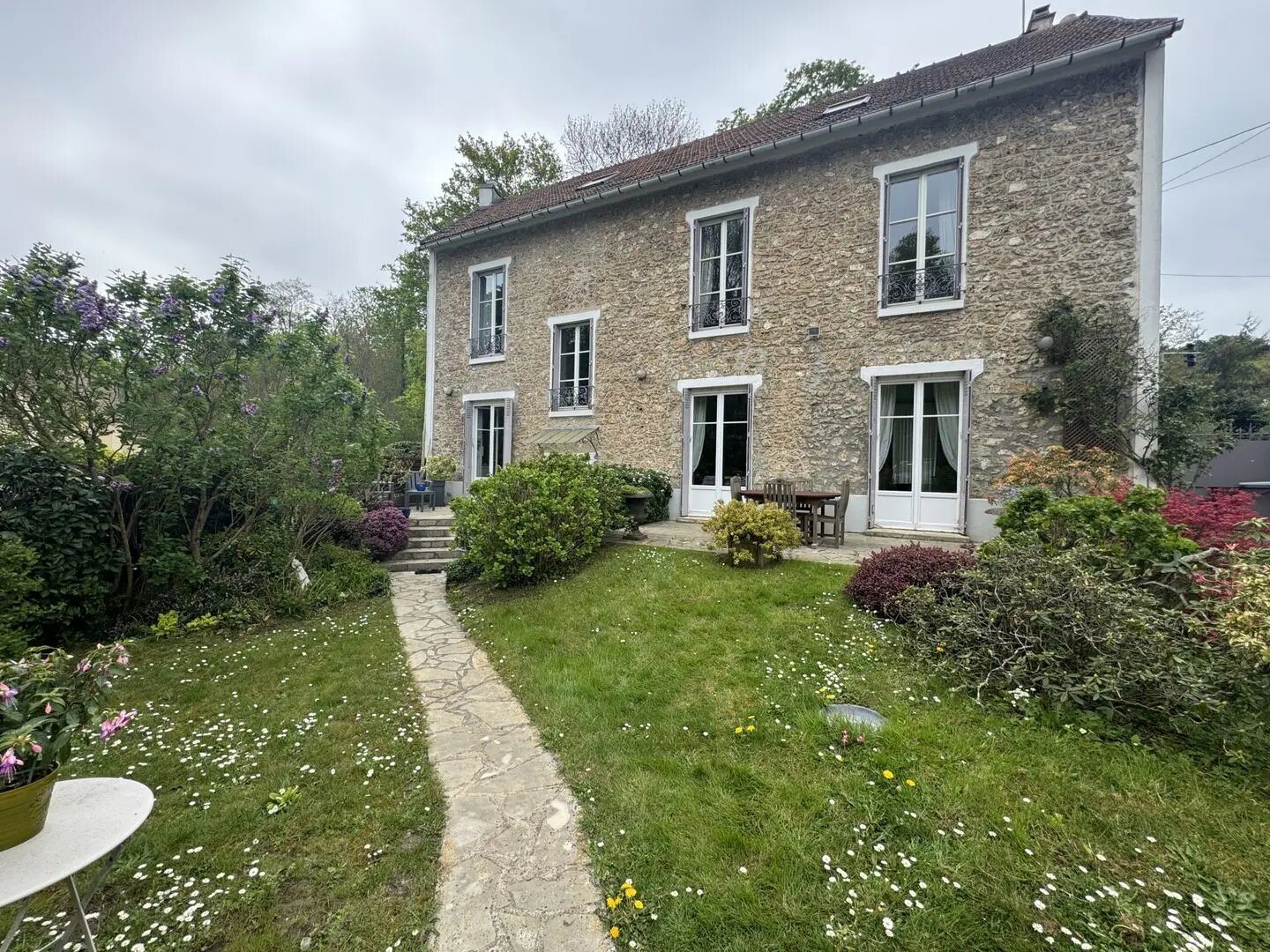 Maison à vendre, 143m², Châteaufort