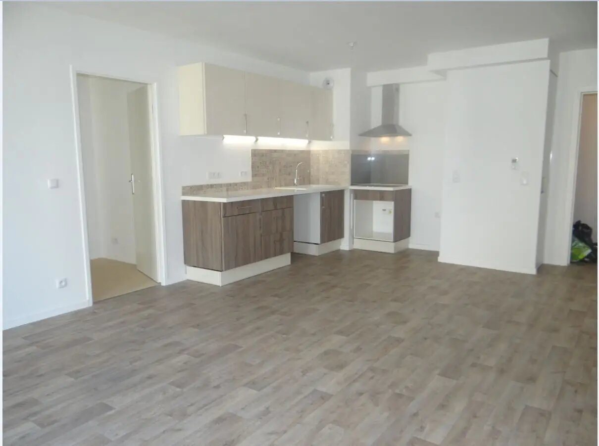 Appartement à louer, 69m², Massy