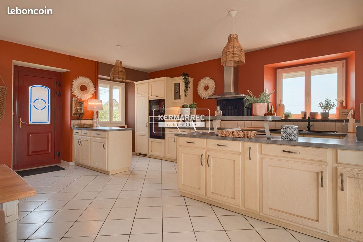 Maison à vendre, 195m², Argentré-du-Plessis