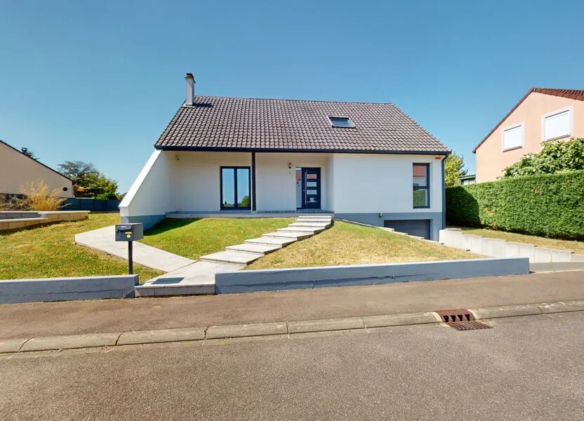 Maison à vendre, 139m², Stuckange