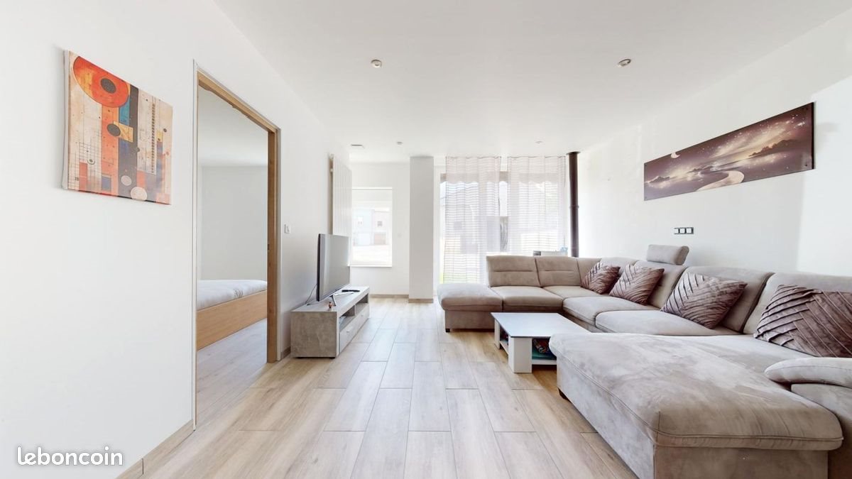 Maison à vendre, 139m², Oudrenne