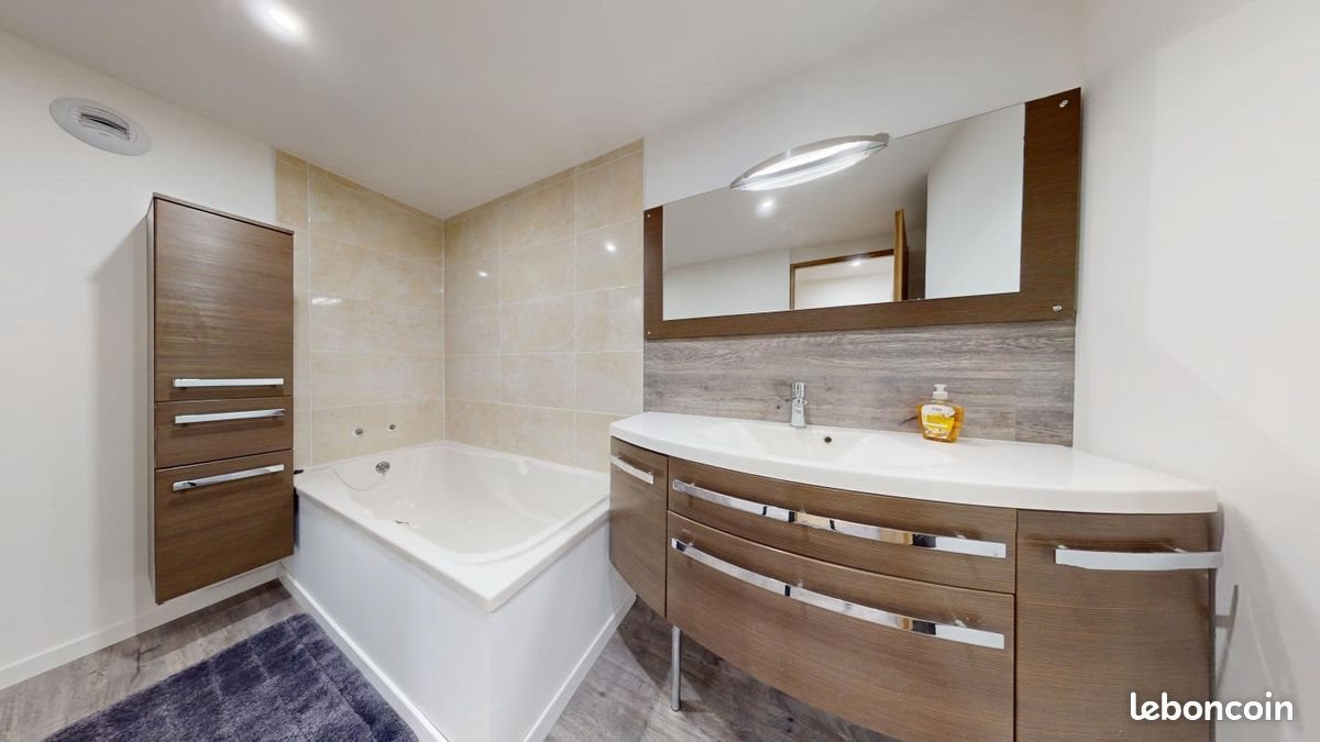 Maison à vendre, 139m², Oudrenne