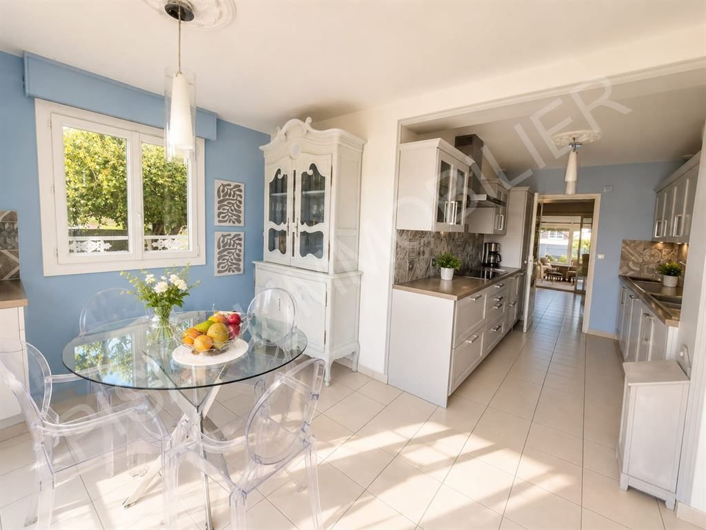 Maison à vendre, 177m², Toussaint