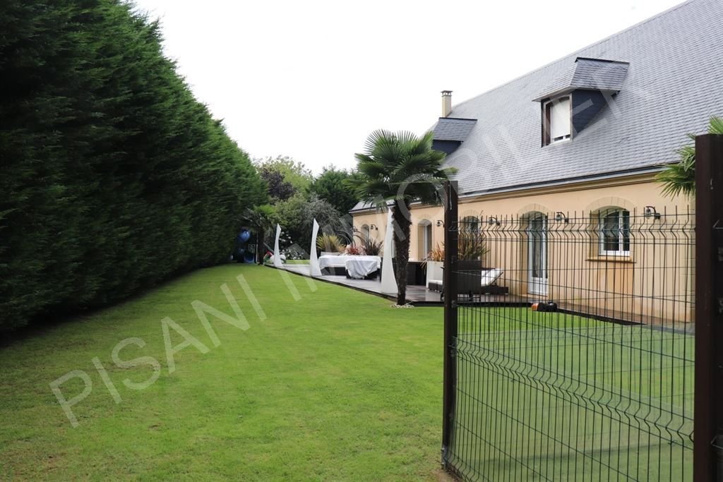 Maison à vendre, 307m², Les Trois-Pierres