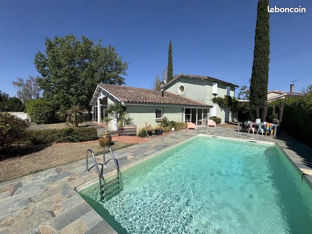 Maison à vendre, 166m², Frouzins