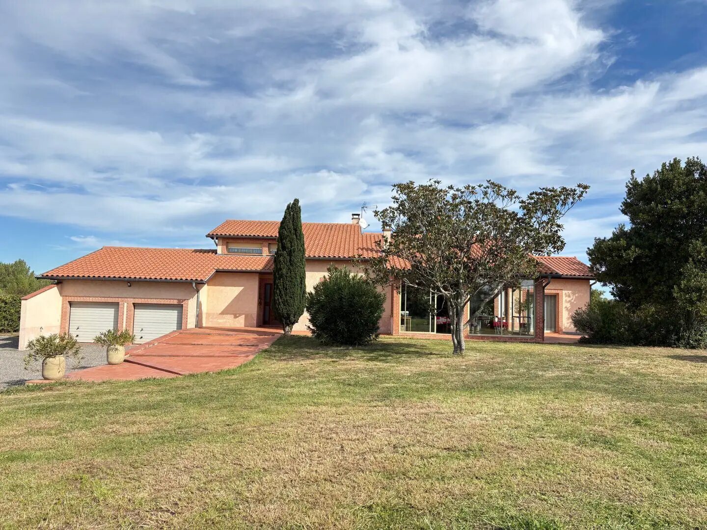 Maison à vendre, 235m², Frouzins