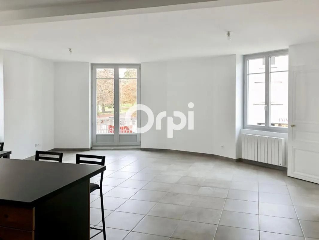 Appartement à louer, 85m², Saint-Symphorien-sur-Coise