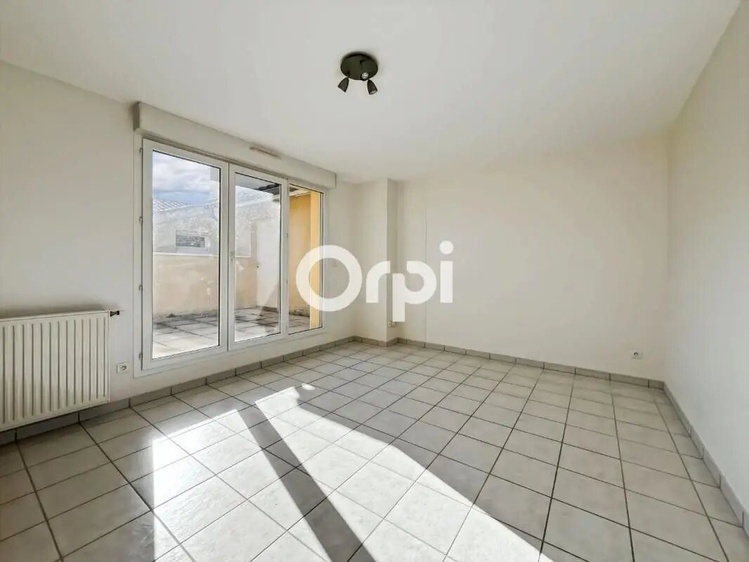 Appartement à vendre, 68m², Saint-Martin-en-Haut