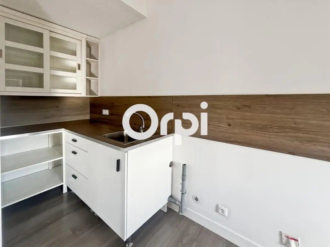 Appartement à louer, 77m², Souzy