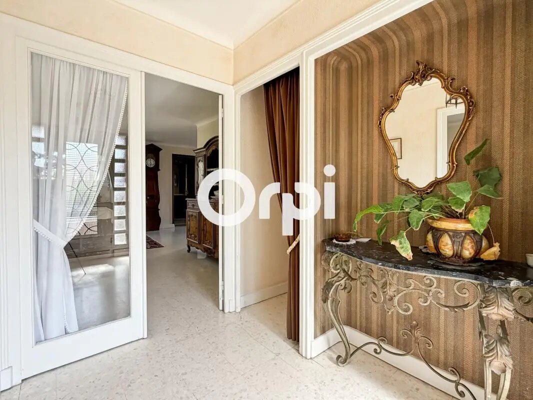 Maison à vendre, 134m², Chazelles-sur-Lyon