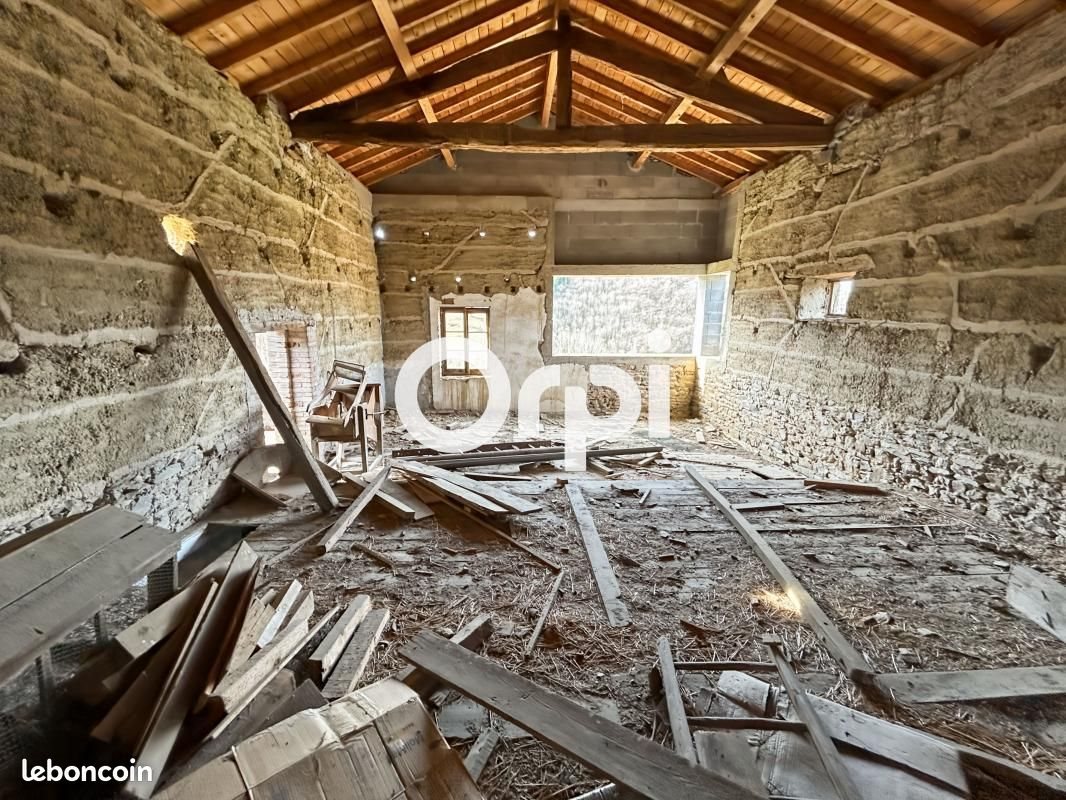 Maison à vendre, 89m², Saint-Genis-l'Argentière