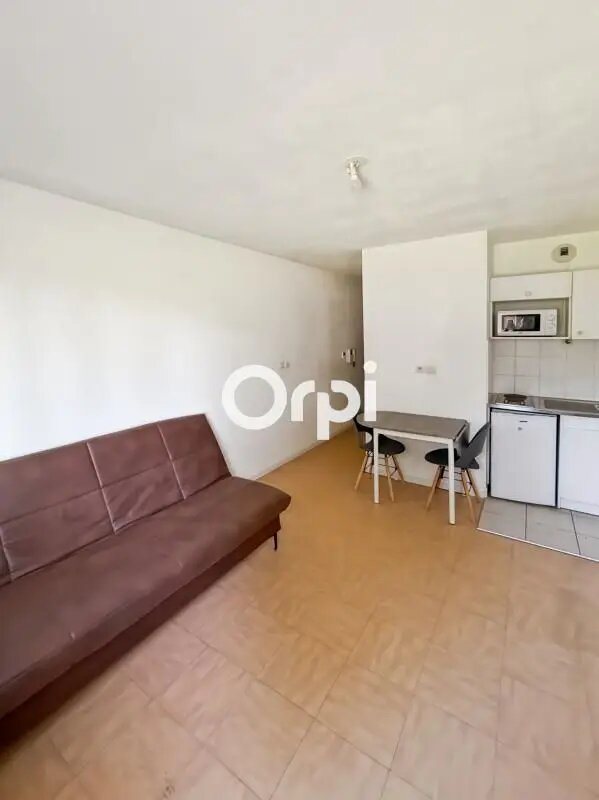 Appartement à louer, 20m², Saint-Genis-Laval