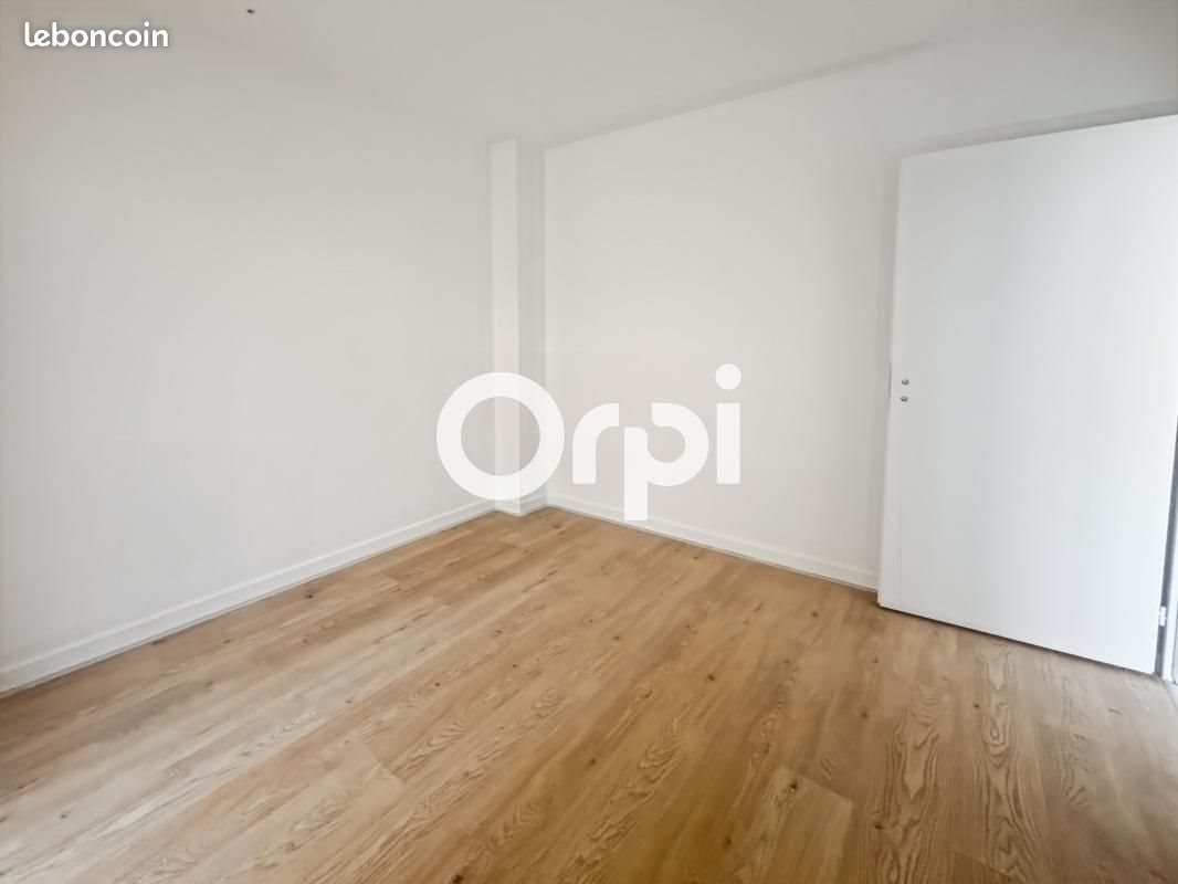 Appartement à vendre, 72m², Saint-Laurent-de-Chamousset