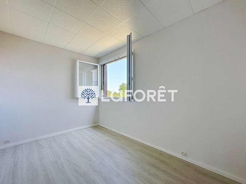 Appartement à louer, 74m², Parthenay