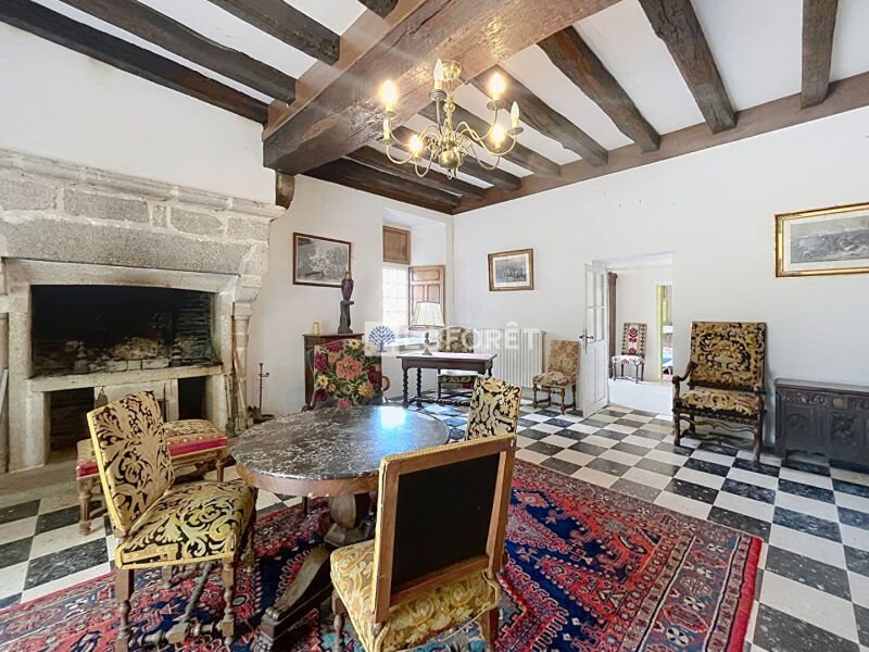 Maison à vendre, 337m², Secondigny