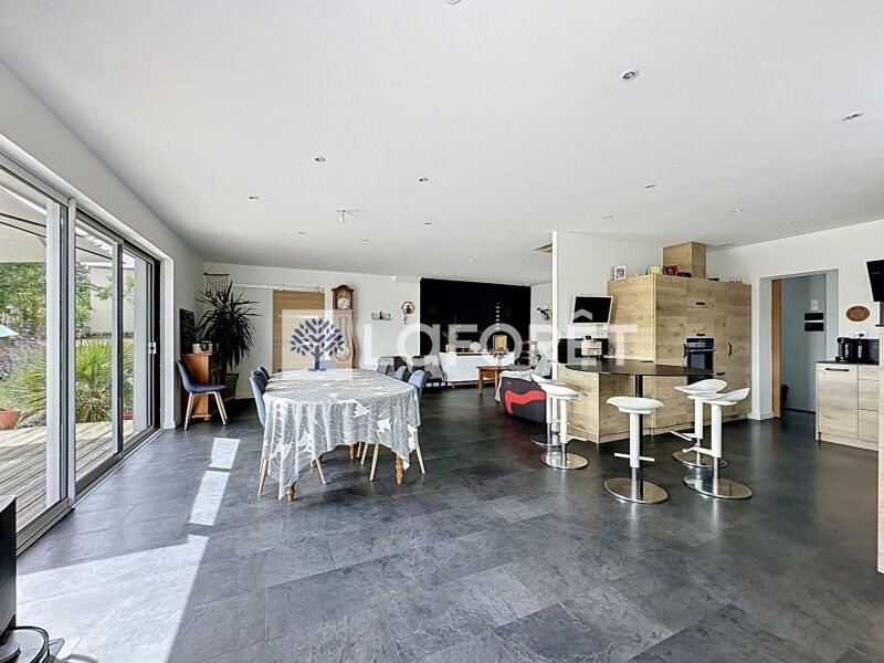 Maison à vendre, 134m², Secondigny