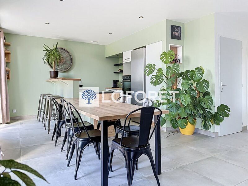Maison à vendre, 137m², Châtillon-sur-Thouet